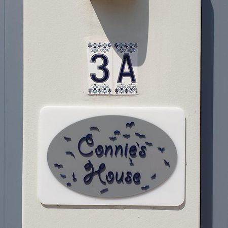Connie'S Beach House コス・タウン エクステリア 写真