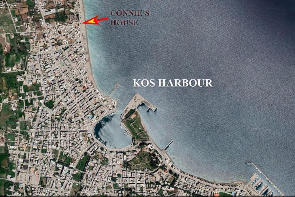 Connie'S Beach House コス・タウン エクステリア 写真